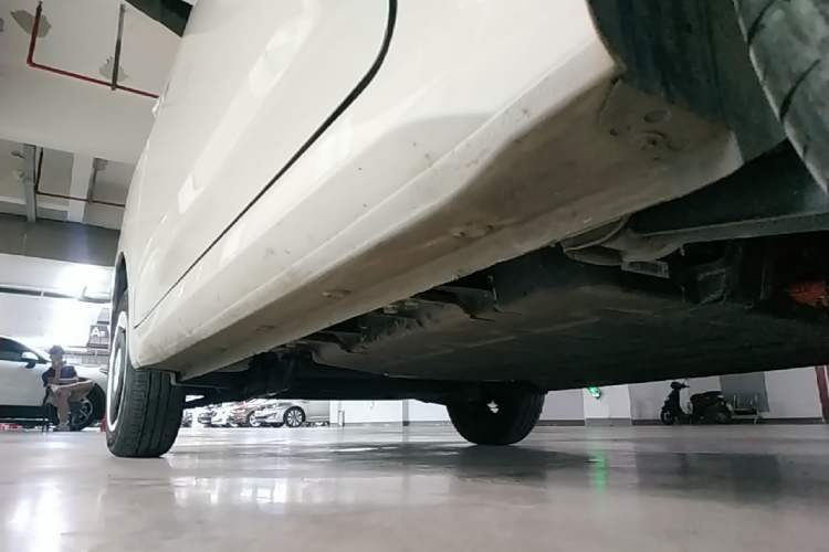 Used Wuling Hongguang MINIEV 2024 3rd Generation 215km Youth Edition Left Side Sill
