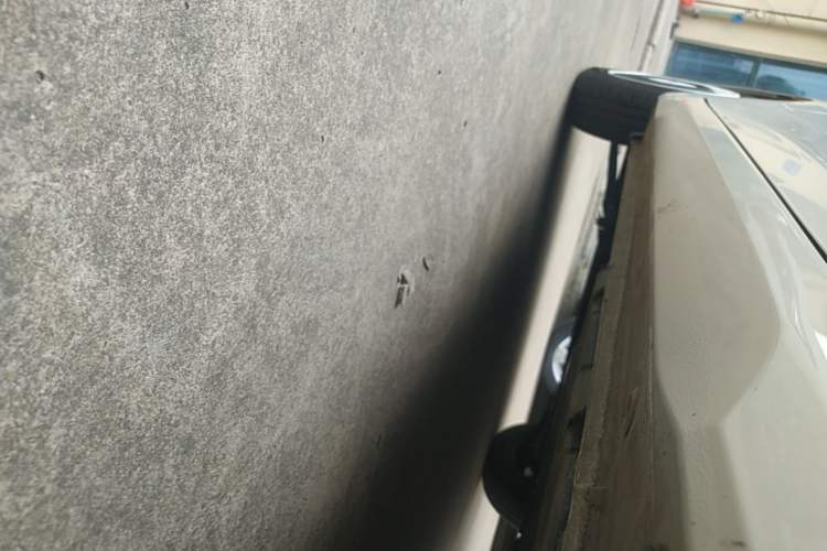 Used Wuling Hongguang MINIEV 2024 3rd Generation 215km Youth Edition Left Side Sill