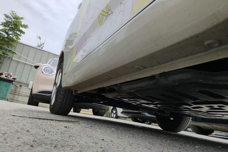 Used Wuling Hongguang MINIEV 2024 3rd Generation 215km Advanced Version Left Side Sill
