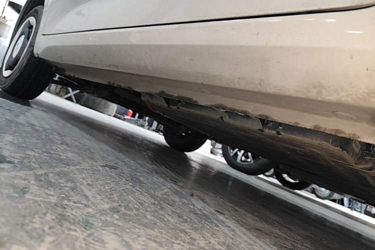 Used Wuling Hongguang MINIEV 2024 3rd Generation 215km Youth Edition Left Side Sill