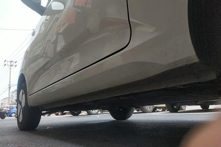 Used Wuling Hongguang MINIEV 2024 3rd Generation 215km Advanced Version Left Side Sill