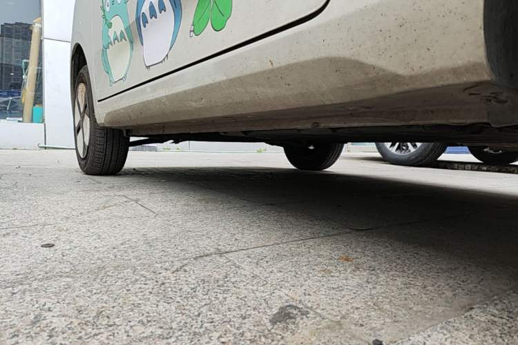 Used Wuling Hongguang MINIEV 2024 3rd Generation 215km Advanced Version Left Side Sill