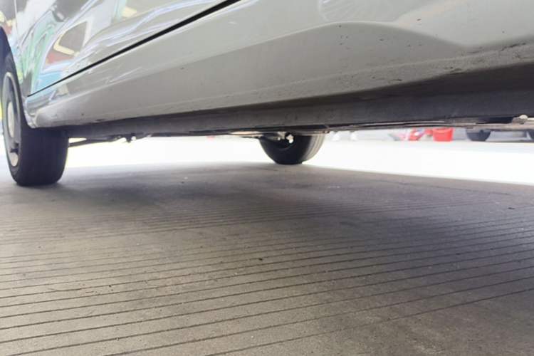 Used Wuling Hongguang MINIEV 2024 3rd Generation 215km Youth Edition Left Side Sill