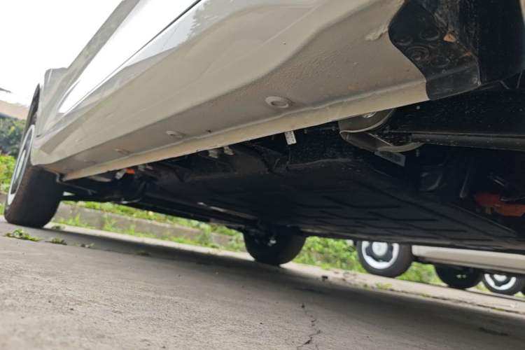 Used Wuling Hongguang MINIEV 2024 3rd Generation 215km Youth Edition Left Side Sill