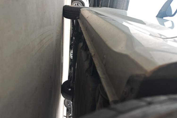Used Wuling Hongguang MINIEV 2024 3rd Generation 215km Youth Edition Left Side Sill