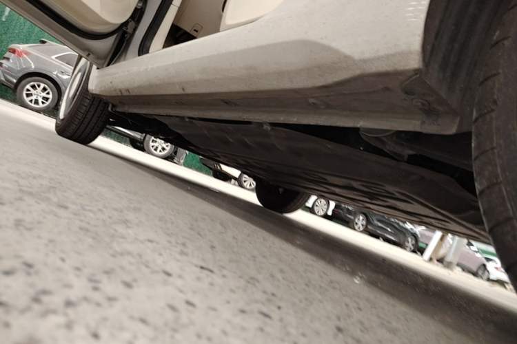 Used Wuling Hongguang MINIEV 2024 3rd Generation 215km Youth Edition Left Side Sill