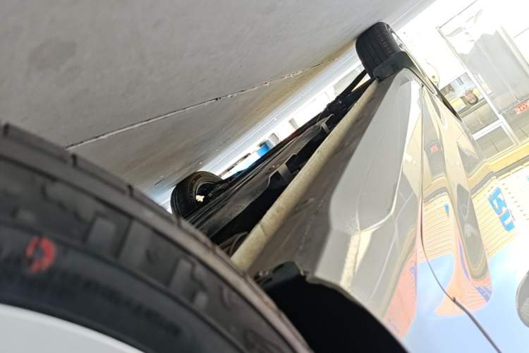 Used Wuling Hongguang MINIEV 2024 3rd Generation 215km Youth Edition Left Side Sill