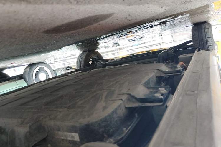 Used Wuling Hongguang MINIEV 2024 3rd Generation 215km Youth Edition Left Side Sill