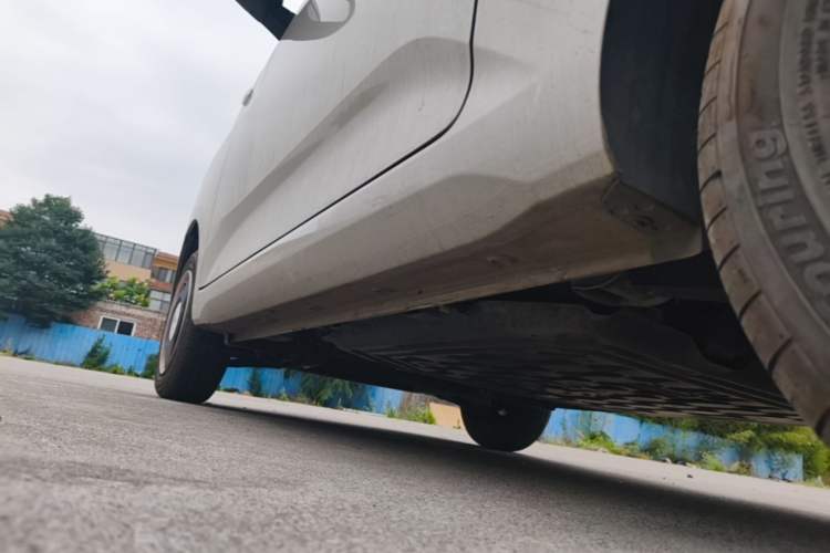 Used Wuling Hongguang MINIEV 2024 3rd Generation 215km Youth Edition Left Side Sill