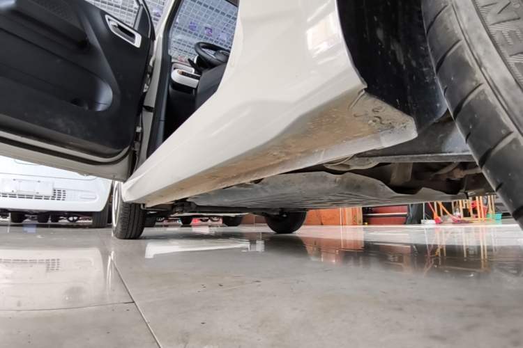 Used Wuling Hongguang MINIEV 2024 3rd Generation 215km Youth Edition Left Side Sill