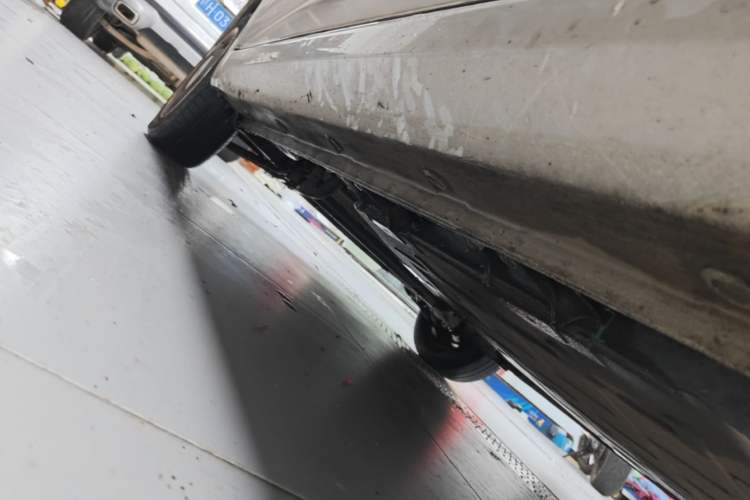 Used Wuling Hongguang MINIEV 2024 3rd Generation 215km Youth Edition Left Side Sill