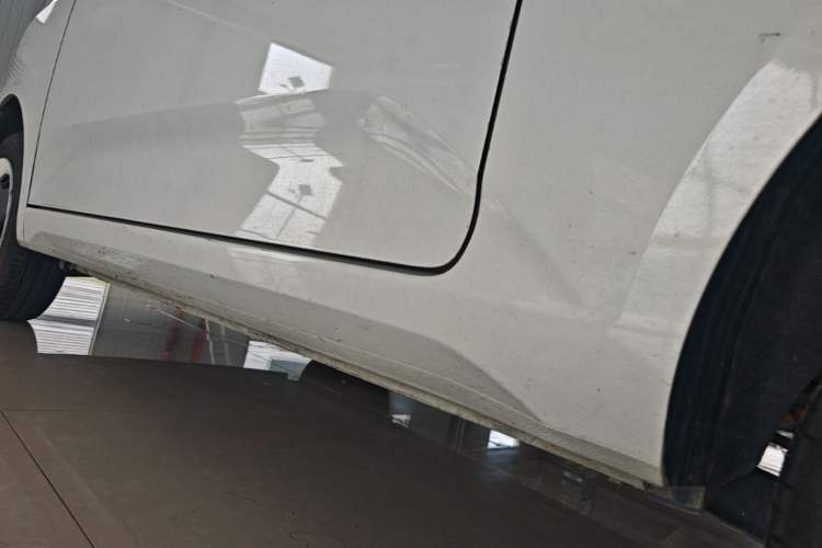 Used Wuling Hongguang MINIEV 2024 3rd Generation 215km Youth Edition Left Side Sill