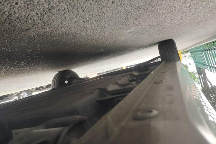 Used Wuling Hongguang MINIEV 2024 3rd Generation 215km Advanced Version Left Side Sill