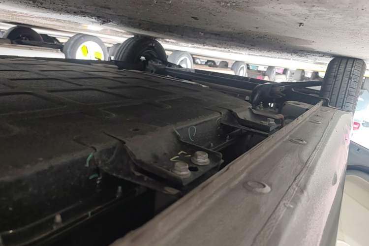 Used Wuling Hongguang MINIEV 2024 3rd Generation 215km Youth Edition Left Side Sill
