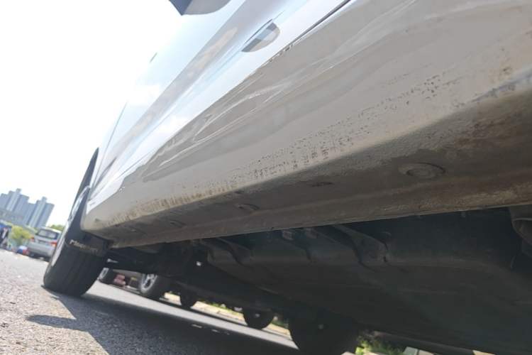 Used Wuling Hongguang MINIEV 2024 3rd Generation 215km Advanced Version Left Side Sill
