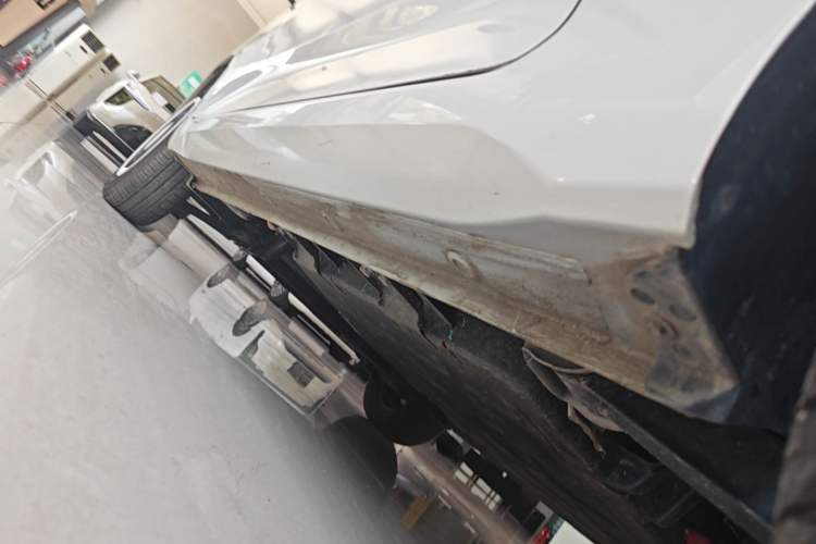 Used Wuling Hongguang MINIEV 2024 3rd Generation 215km Youth Edition Left Side Sill