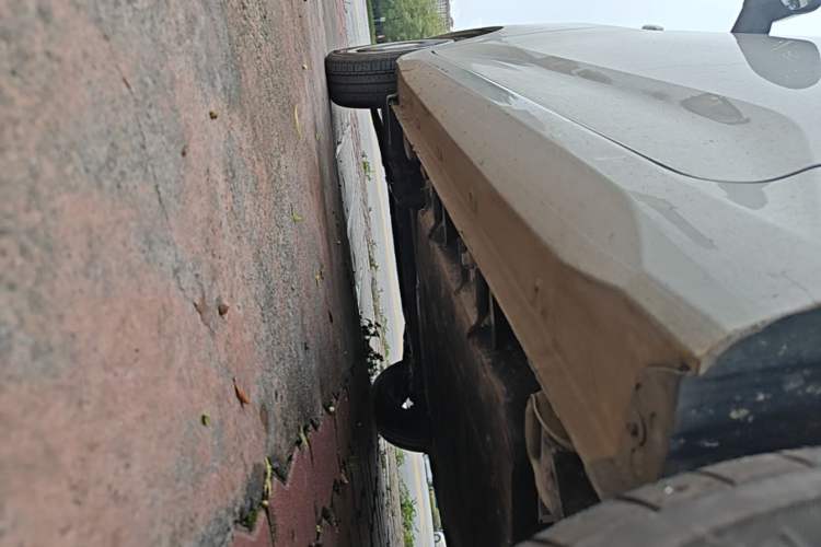 Used Wuling Hongguang MINIEV 2024 3rd Generation 215km Youth Edition Left Side Sill