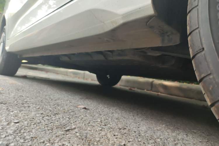 Used Wuling Hongguang MINIEV 2024 3rd Generation 215km Youth Edition Left Side Sill