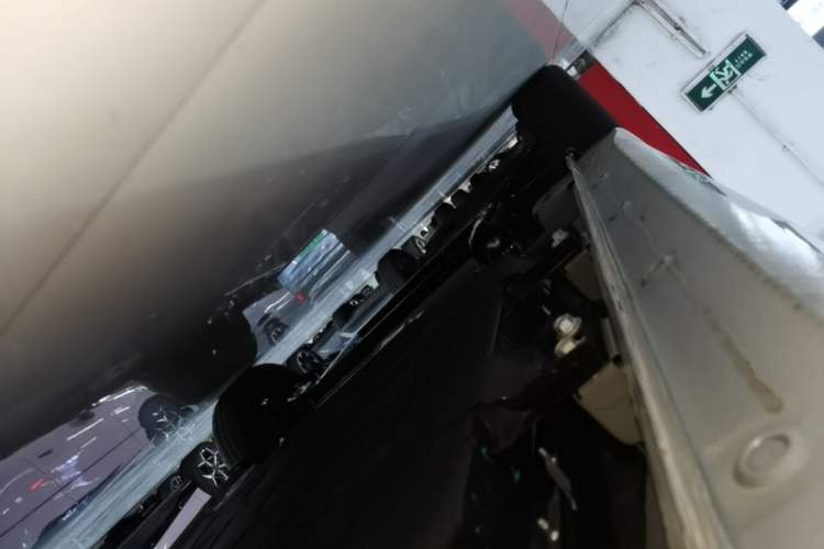 Used Wuling Hongguang MINIEV 2024 3rd Generation 215km Youth Edition Left Side Sill