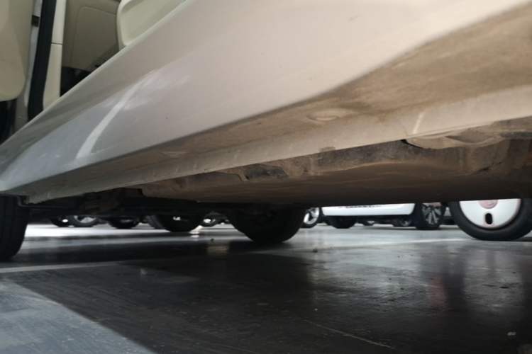 Used Wuling Hongguang MINIEV 2024 3rd Generation 215km Advanced Version Left Side Sill