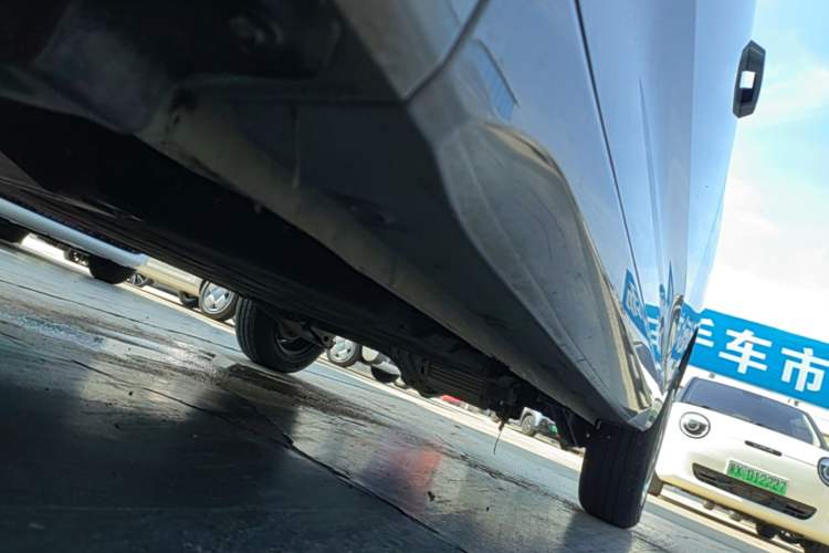 Used Wuling Hongguang MINIEV 2024 3rd Generation 215km Youth Edition Left Side Sill