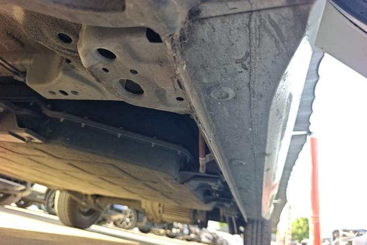 Used Wuling Hongguang MINIEV 2024 3rd Generation 215km Youth Edition Left Side Sill