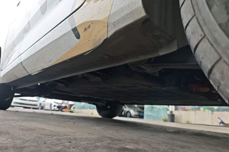 Used Wuling Hongguang MINIEV 2024 3rd Generation 215km Youth Edition Left Side Sill