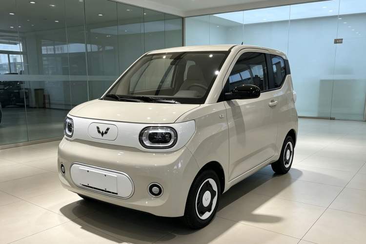 Used Wuling Hongguang MINIEV 2024 3rd Generation 215km Youth Edition Guazi used car, China used car export, Used car for sale, Used cars, Cheapest cars for sale