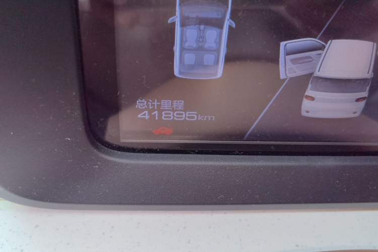 Used Wuling Hongguang MINIEV 2024 3rd Generation 215km Advanced Version Odometer Close Up