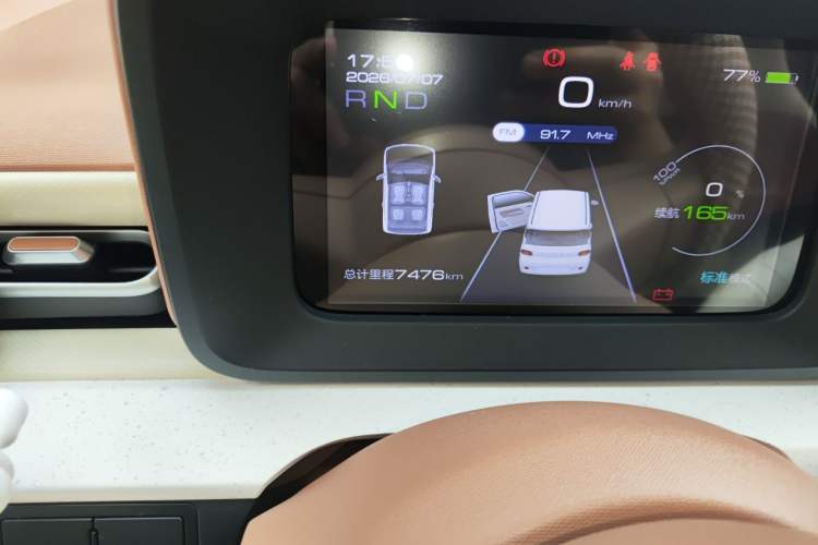 Used Wuling Hongguang MINIEV 2024 3rd Generation 215km Youth Edition Odometer Close Up