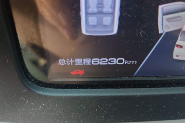 Used Wuling Hongguang MINIEV 2024 3rd Generation 215km Youth Edition Odometer Close Up