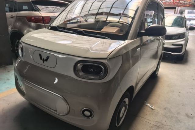 Używany Wuling Hongguang MINIEV 2024 3rd Generation 215km Youth Edition