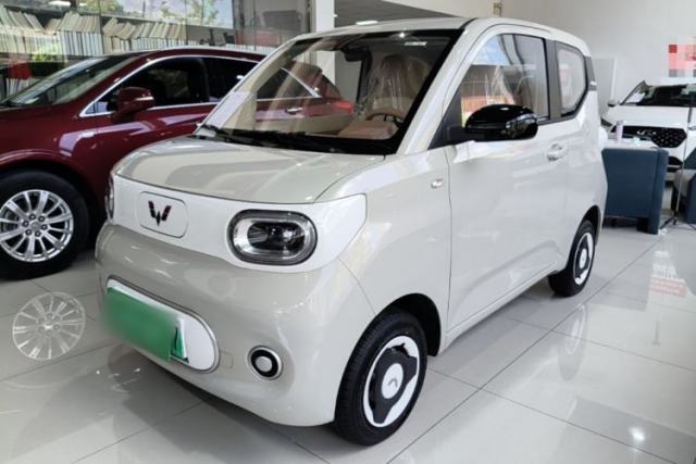 Ojetý Wuling Hongguang MINIEV 2024 3rd Generation 215km Youth Edition
