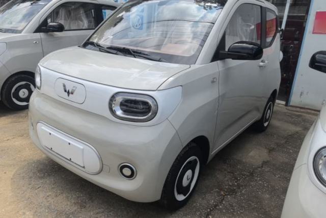 Used Wuling Hongguang MINIEV 2024 3rd Generation 215km Youth Edition