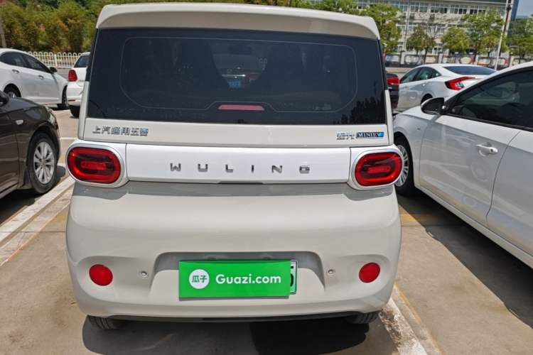 Used Wuling Hongguang MINIEV 2024 3rd Generation 215km Youth Edition Rear