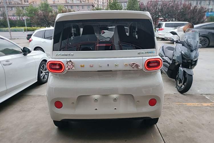 Used Wuling Hongguang MINIEV 2024 3rd Generation 215km Youth Edition Rear