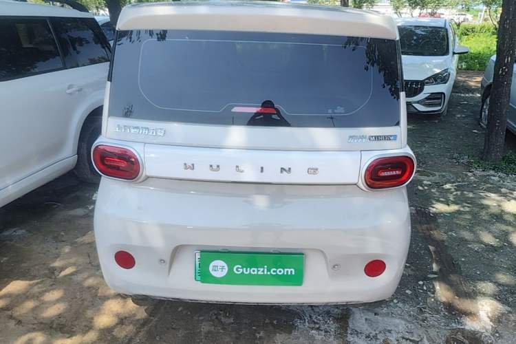 Used Wuling Hongguang MINIEV 2024 3rd Generation 215km Youth Edition Rear