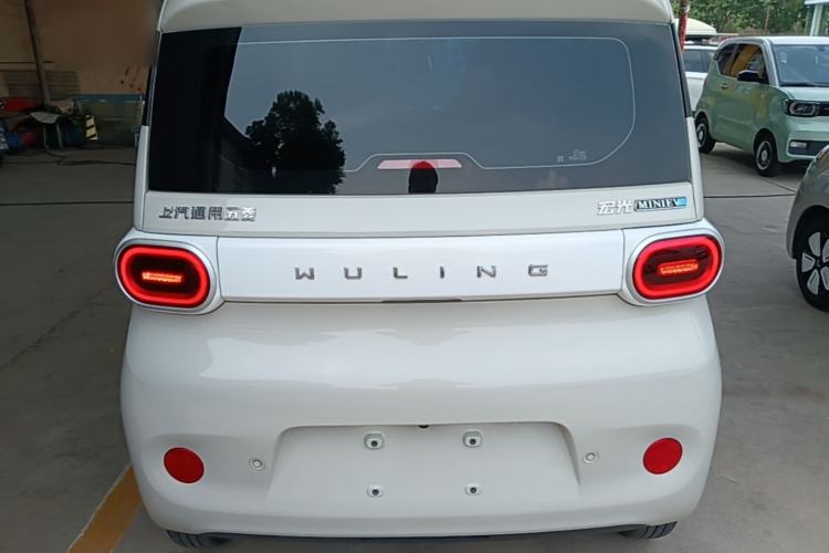 Used Wuling Hongguang MINIEV 2024 3rd Generation 215km Youth Edition Rear