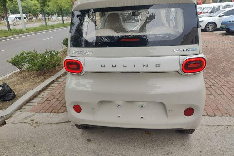 Used Wuling Hongguang MINIEV 2024 3rd Generation 215km Youth Edition Rear