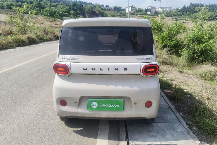 Used Wuling Hongguang MINIEV 2024 3rd Generation 215km Youth Edition Rear