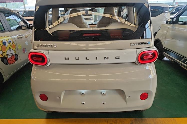 Used Wuling Hongguang MINIEV 2024 3rd Generation 215km Youth Edition Rear