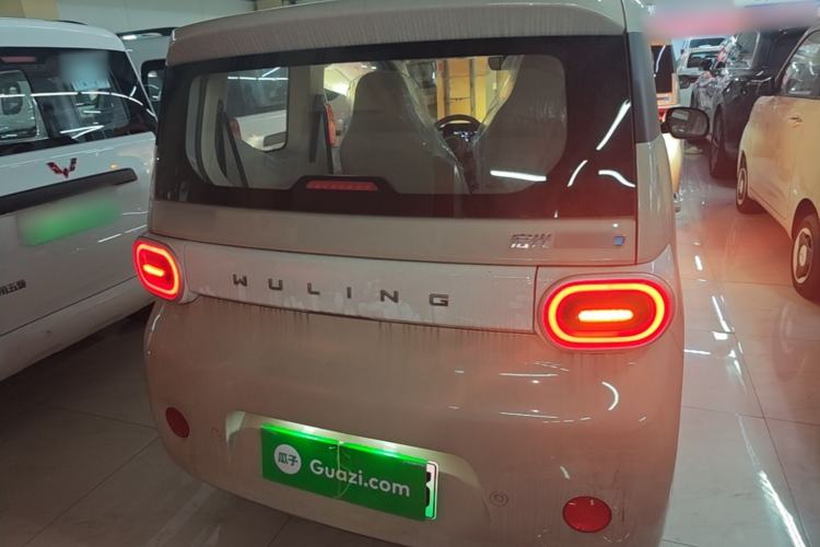 Used Wuling Hongguang MINIEV 2024 3rd Generation 215km Youth Edition Rear