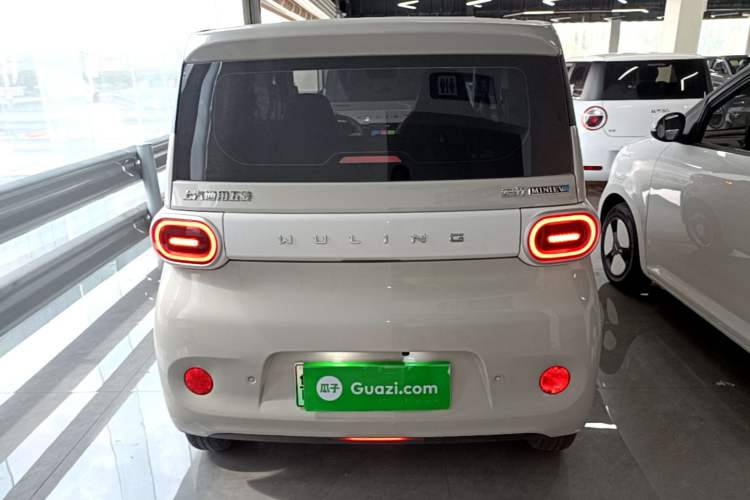 Used Wuling Hongguang MINIEV 2024 3rd Generation 215km Youth Edition Rear