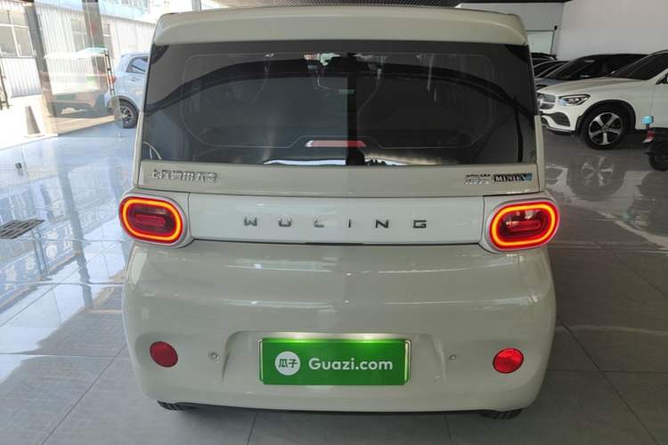 Used Wuling Hongguang MINIEV 2024 3rd Generation 215km Youth Edition Rear