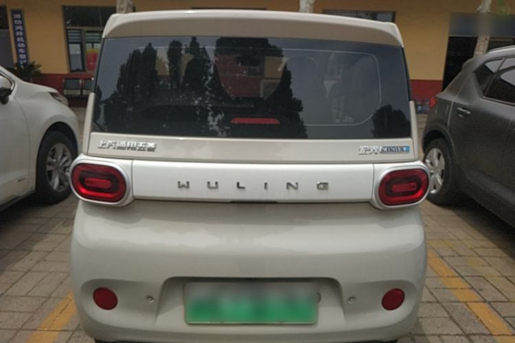 Used Wuling Hongguang MINIEV 2024 3rd Generation 215km Youth Edition Rear