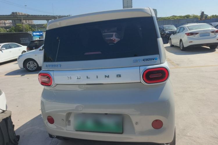 Used Wuling Hongguang MINIEV 2024 3rd Generation 215km Youth Edition Rear
