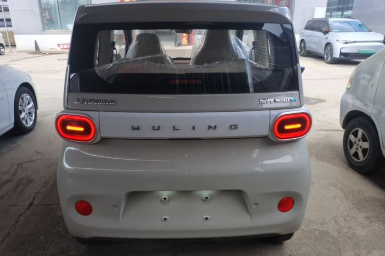 Used Wuling Hongguang MINIEV 2024 3rd Generation 215km Youth Edition Rear