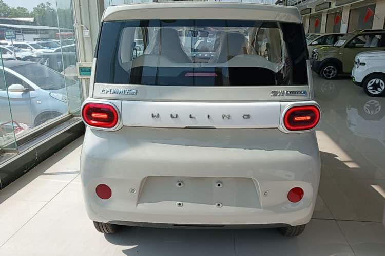 Used Wuling Hongguang MINIEV 2024 3rd Generation 215km Youth Edition Rear