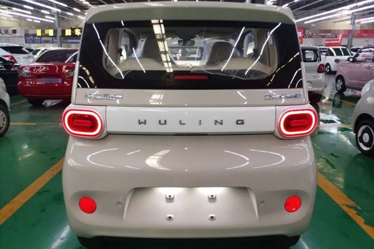 Used Wuling Hongguang MINIEV 2024 3rd Generation 215km Youth Edition Rear
