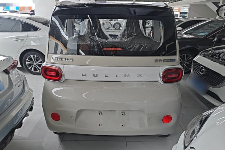 Used Wuling Hongguang MINIEV 2024 3rd Generation 170 km Rear